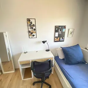 Auf Einen Blick - Gemutliches Zimmer In Der Geteilten Eines Freundlichen Paares Apartment