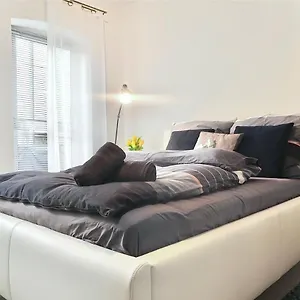 Unlimited - Schoen & Zentral Wohnen Perfekt Fuer Kurze Aufenthalte Im Eg Apartment